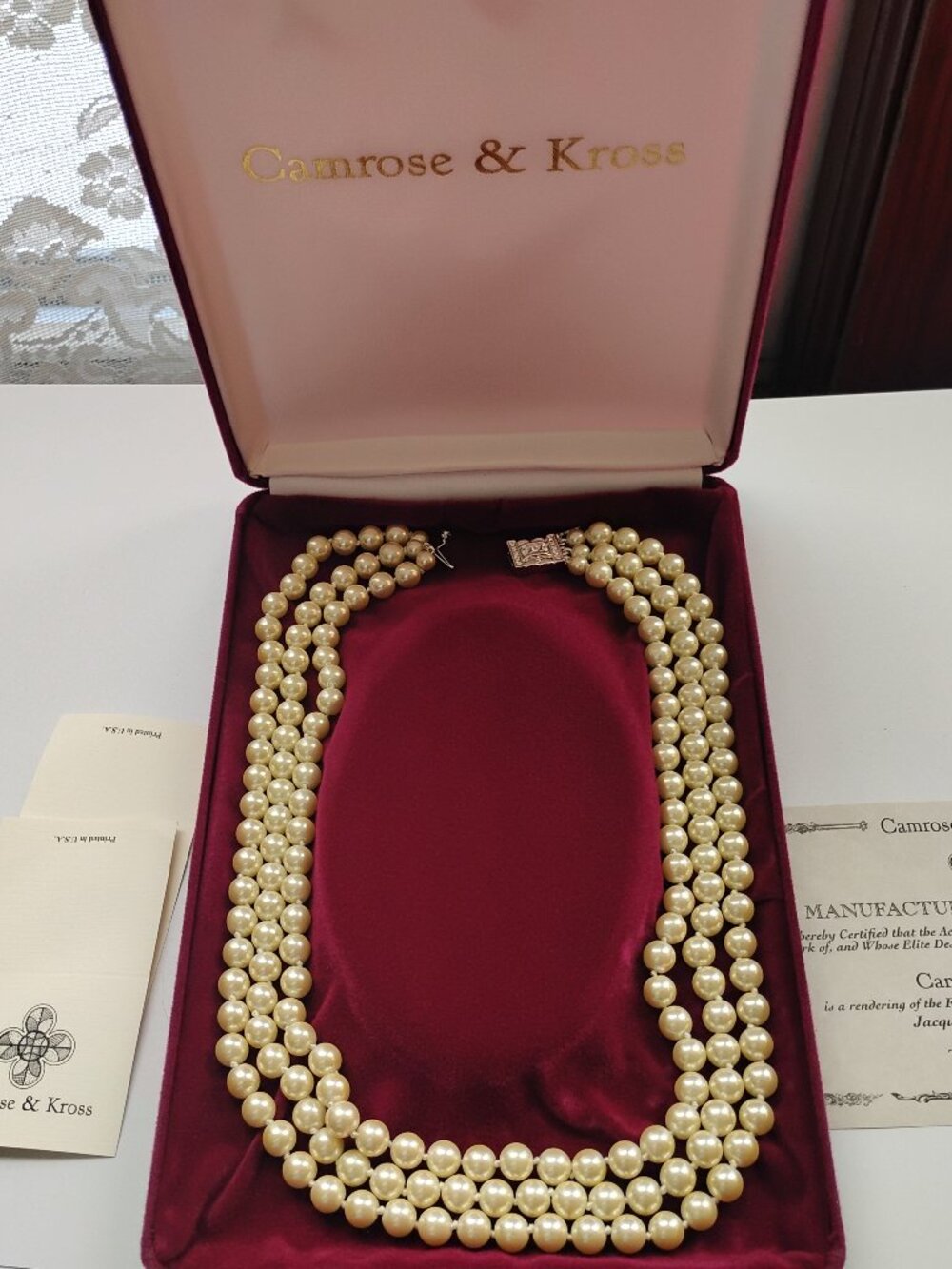 Camrose and Kross Jackie Kennedy three strand faux pearl necklace. - Picture 5 of 5